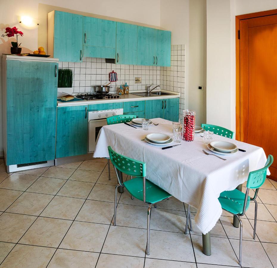 דירות ריצ'יונה Residenza Raggio מראה חיצוני תמונה