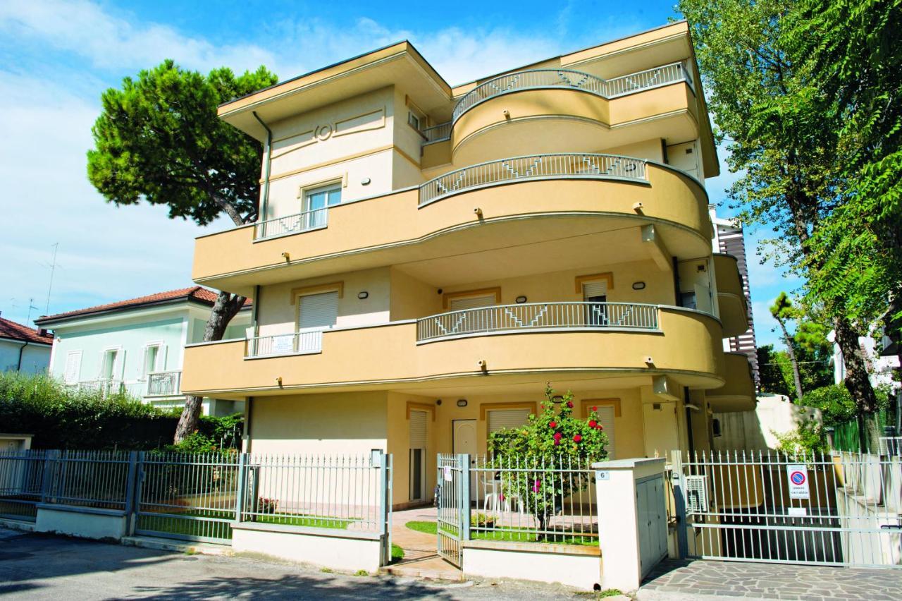 דירות ריצ'יונה Residenza Raggio מראה חיצוני תמונה